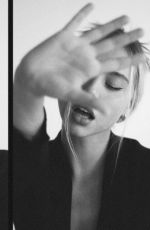 ALEXIS REN - Black and White Photoshoot, February 2021