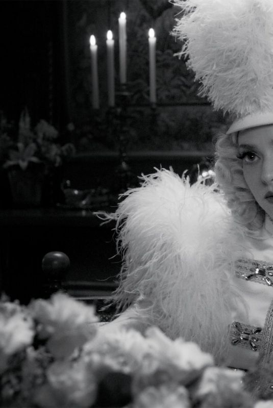AMANDA SEYFRIED for Vanity Fair, February 2021