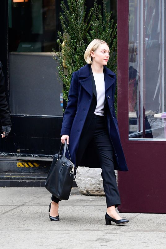 ANNASOPHIA ROBB on the Set of Dr. Death in New York 02/09/2021