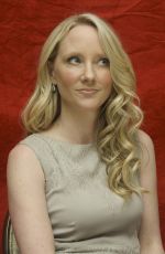 ANNE HECHE at Hung Press Conference 08/25/2009