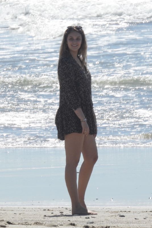 APRIL LOVE GEARY and Robin Thicke Out a Beach in Malibu 02/22/2021