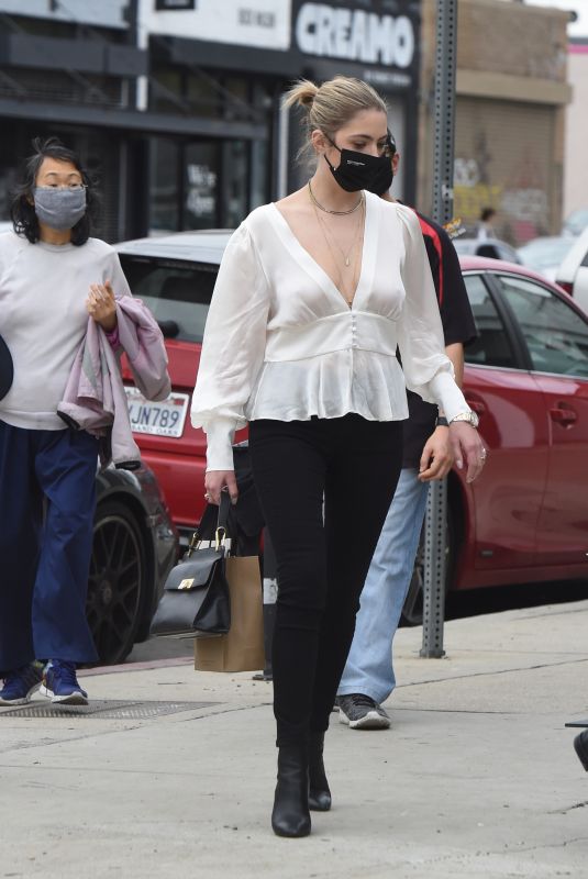 ASHLEY BENSON and G-Eazy Out Shopping in Los Angeles 02/02/2021