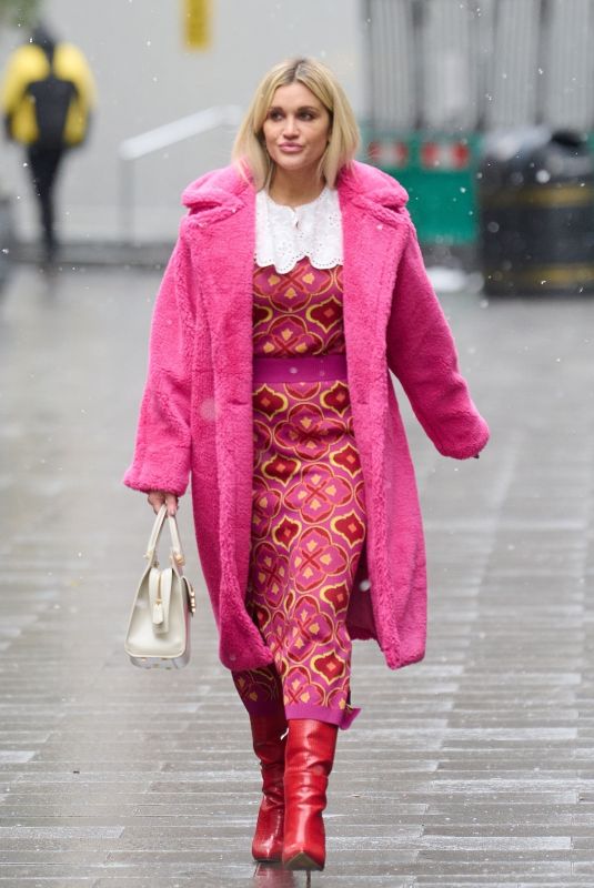ASHLEY ROBERTS Leaves Heart Radio in London 02/09/2021