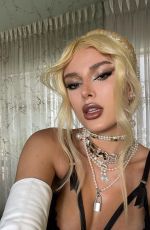 BELLA THORNE - Instagram Photos 02/09/2021