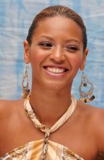BEYONCE at The Fighting Temptations Press Conference 08/25/2003