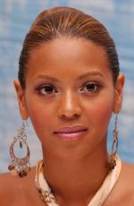 BEYONCE at The Fighting Temptations Press Conference 08/25/2003