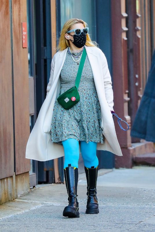 BUSY PHILIPPS Out and About in New York 02/16/2021