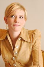 CATE BLANCHETT at The Aviator Press Conference 11/20/2004