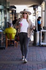 CATHERINE SUTHERLAND Out for Smoothie at Joi Cafe in Westlake Village 02/08/2021