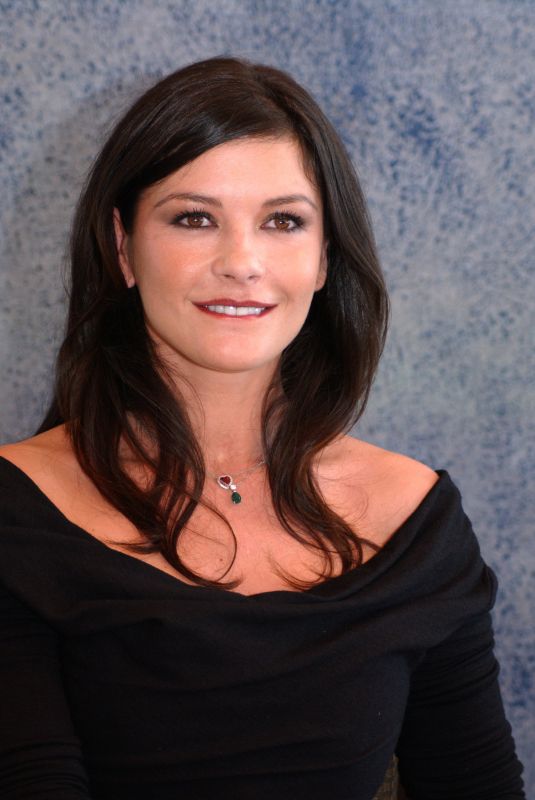 CATHERINE ZETA JONES at Ocean