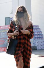 CHRISSY TEIGEN Shopping at Bristol Farms in Beverly Hills 02/07/2021