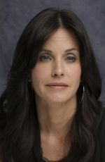 COURTENEY COX at Cougar Town Press Conference 10/07/2009