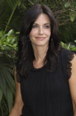 COURTENEY COX at Cougar Town Press Conference 10/07/2009