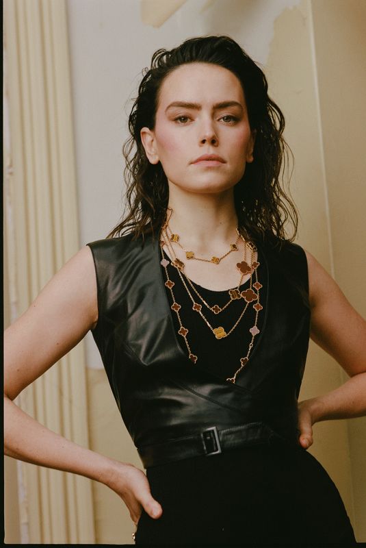 DAISY RIDLEY for Who What Wear, February 2021