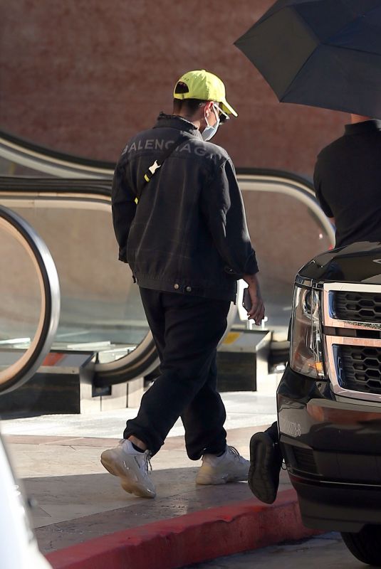 DEMI LOVATO Goes Incognito Out in Los Angeles 02/20/2021
