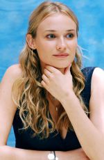 DIANE KRUGER at Wicker Park Press Conference 08/29/2004