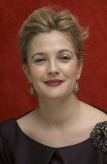 DREW BARRYMORE at Grey Gardens Press Conference 04/17/2009