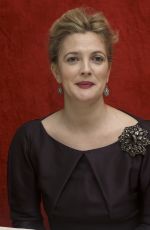 DREW BARRYMORE at Grey Gardens Press Conference 04/17/2009