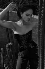EIZA GONZALEZ for Sbjct Journal, February 2021