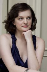 ELISABETH MOSS at Mad Men Press Conference 08/28/2009