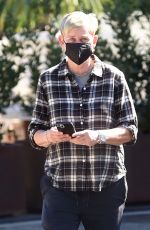 ELLEN DEGENERES Shopping for High End Fine Art at Luca in Montecito 02/05/2021
