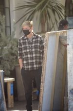 ELLEN DEGENERES Shopping for High End Fine Art at Luca in Montecito 02/05/2021