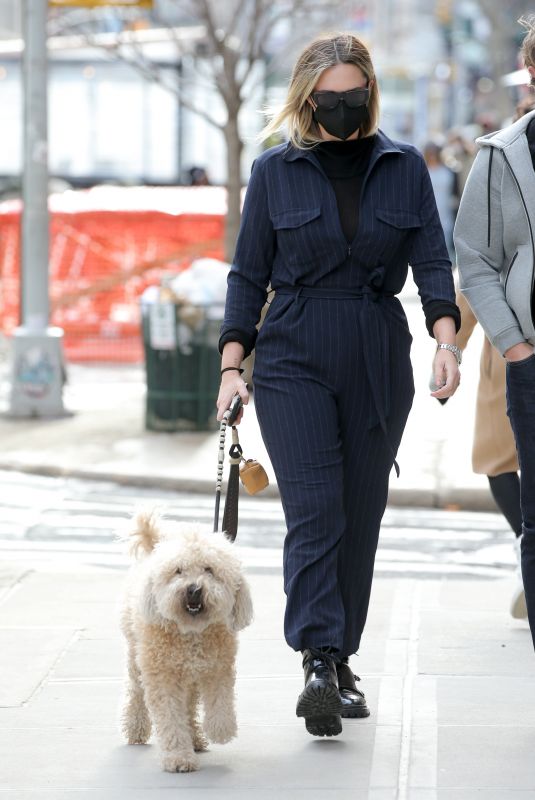 GEORGINA BURKE Out with Her Dog in New York" 02/16/2021
