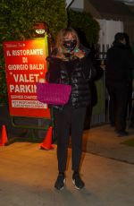GOLDIE HAWN and Kurt Russell Celebrate 38 Years Together in Santa Monica 02/16/2021