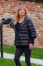GOLDIE HAWN and Kurt Russell Out with Their Dog in Brentwood 02/15/2021