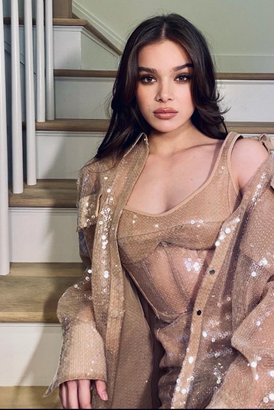 HAILEE STEINFELD for David Koma Collection, 2021