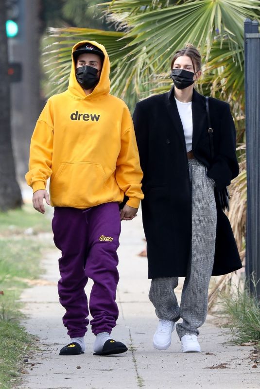 HAILEY and Justin BIEBER Out and About in Los Angeles 02/13/2021