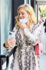 HEIDI MONTAG Shopping at LePerla on Rodeo Drive in Beverly Hills 02/13/2021