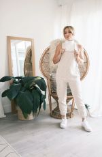 HILARY DUFF for Smash + Tess, February 2021