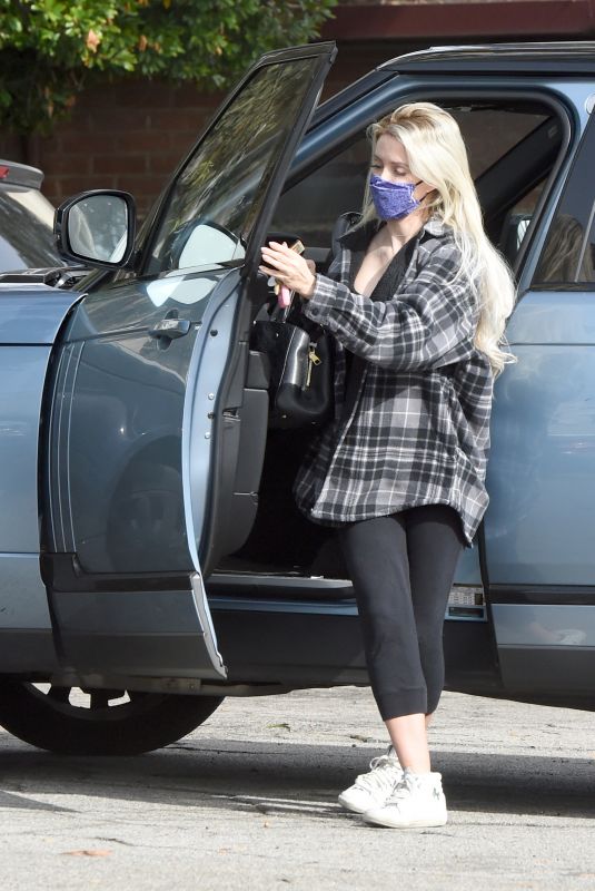 HOLLY MADISON Arrives at a Office in Los Angeles 02/02/2021