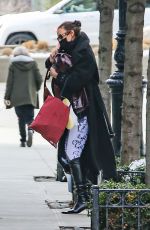 IRINA SHAYK Arrives at Her Apartment in New York 02/17/2021