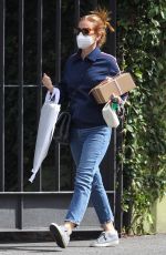 ISLA FISHER Out Shopping in Sydney 02/01/2021