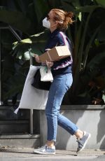 ISLA FISHER Out Shopping in Sydney 02/01/2021
