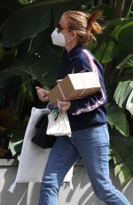 ISLA FISHER Out Shopping in Sydney 02/01/2021