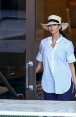 IVANKA TRUMP Out in Miami 02/10/2021