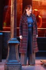 JENNIFER GARNER Acts a Scene from The Adam Project in Vancouver 02/224/2021