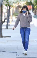 JENNIFER GARNER Out for Coffee in Los Angeles 02/02/2021