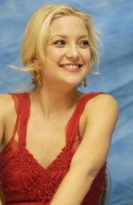 KATE HUDSON at How to Lose a Guy in 10 Days Press Conference 01/27/2003