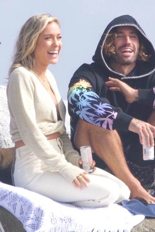 KRISTIN CAVALLARI and Brody Jenner Out on the Beach in Malibu 02/09/2021