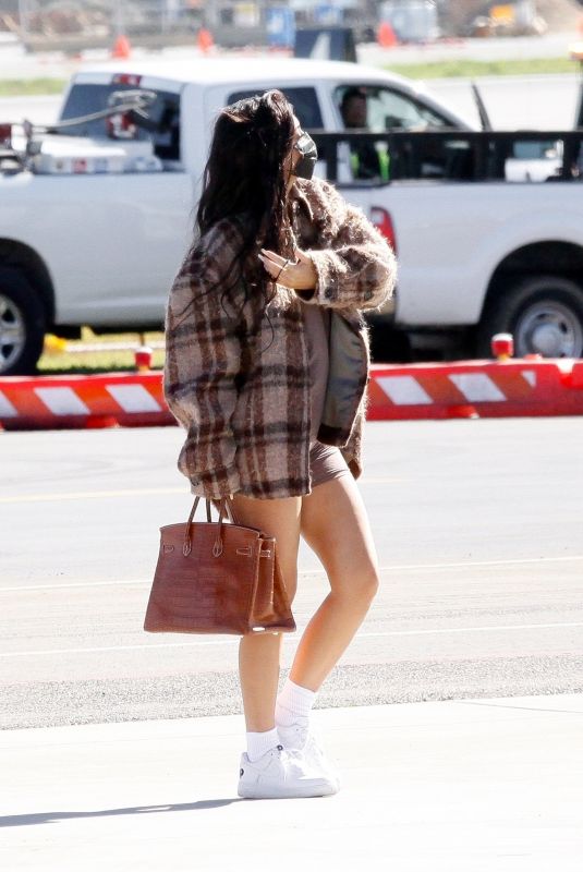 KYLIE JENNER Arrives to Her Private Jet in Los Angeles 02/05/2021