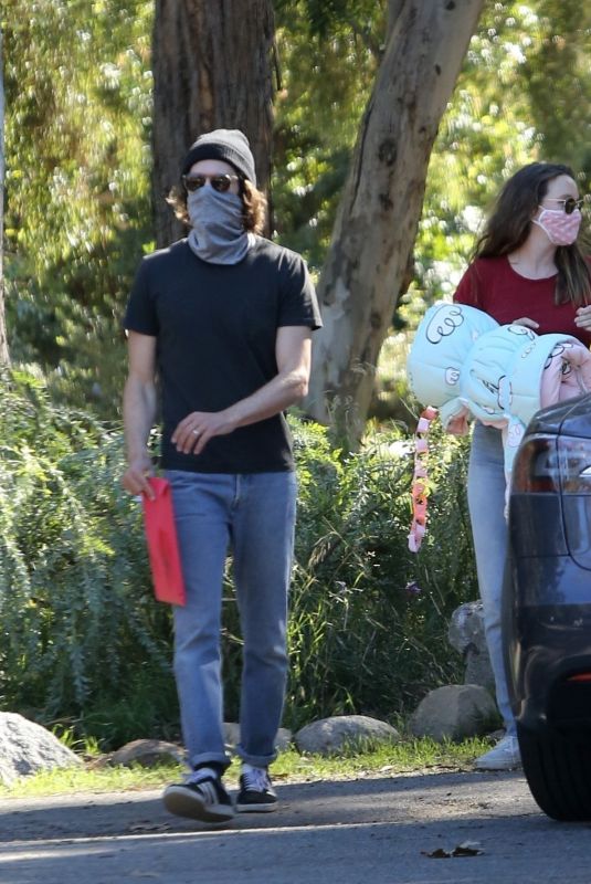 LEIGHTON MEESTER and Adam Brody Out on Valentine