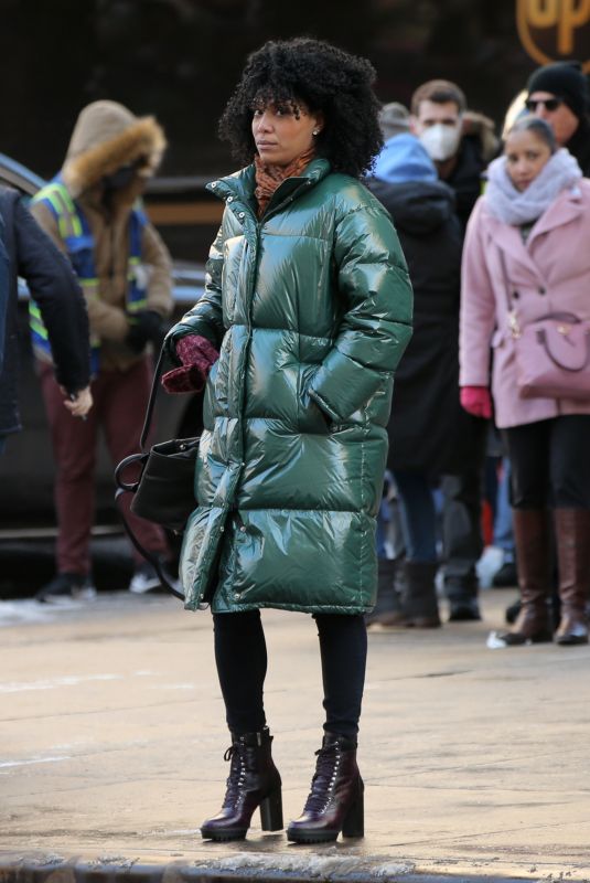 LILLY BALL on the Set of Only Murders in the Building in New York 02/21/2021
