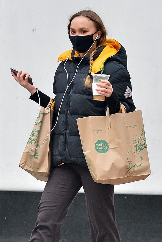 LILY-ROSE DEPP Shopping a Whole Foods in New York 02/17/2021