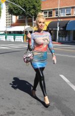 MARCELA IGLESIAS Heading to a Dentist in Beverly Hills 02/26/2021