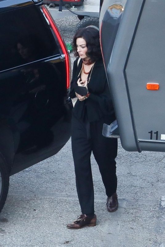MARGOT ROBBIE on the Set of David O