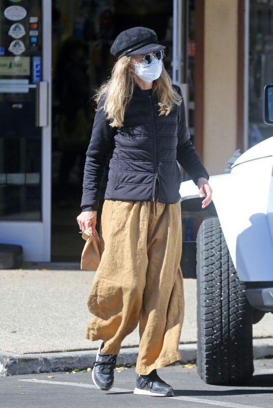 MEG RYAN Out Shopping in Santa Monica 02/20/2021
